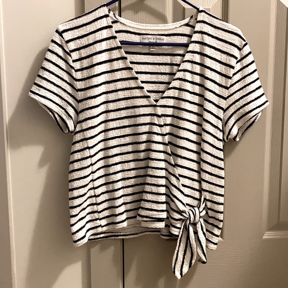 Madewell Texture & Thread short sleeve wrap top - Picture 3 of 4